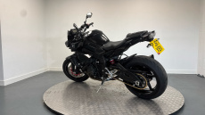 Yamaha Mt-10 (16MY)